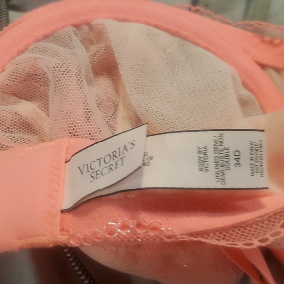 Victoria's Secret Body By Victoria Unlined Demi Bra Pink Foil 34D - Picture 4 of 5